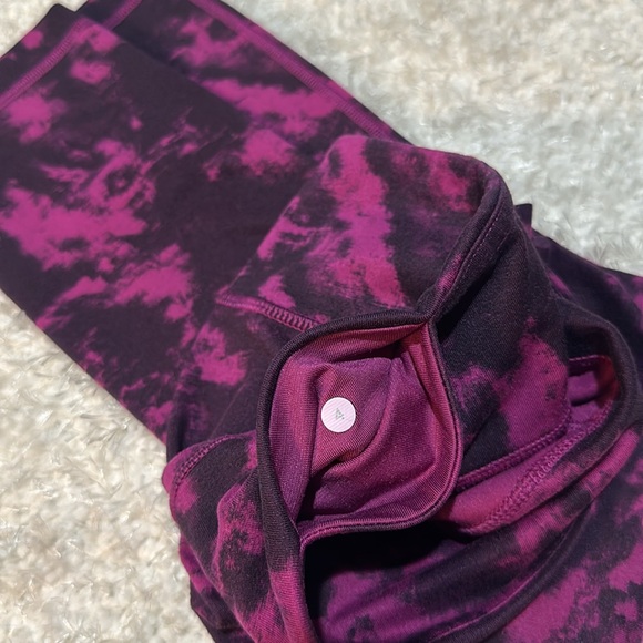 Lululemon leggings - Picture 5 of 5